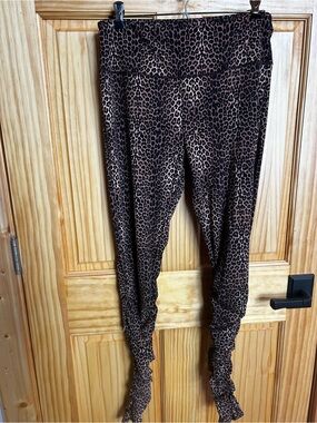 Kiragrace Leopard-Print with ruched Leggings - Beautiful brown & black. Large